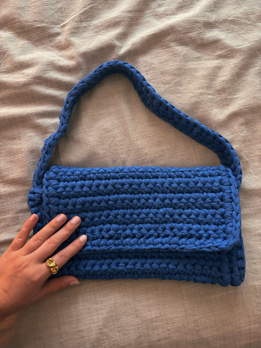 Sac bandoulière au crochet | Fil de coton ruban | Prêt à porter