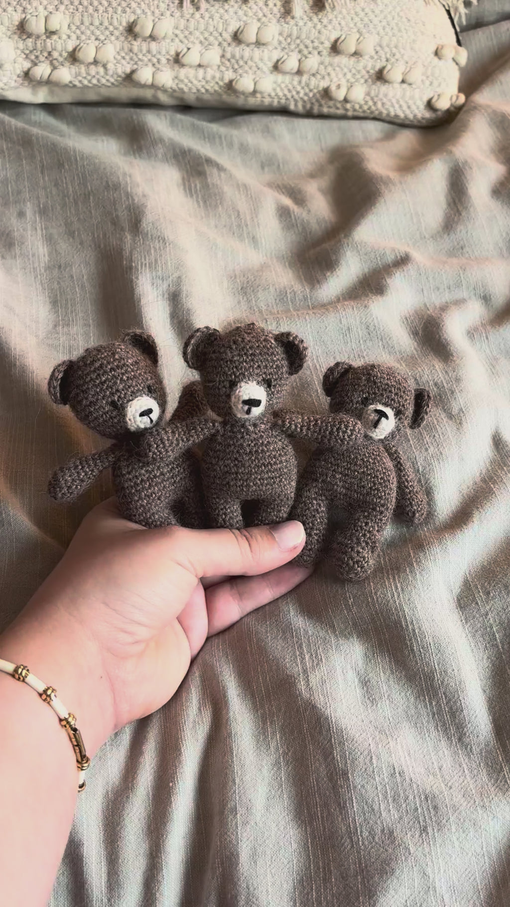 Le Mini Ours | Couleur et personnalisation sur mesure | Crocheté à la main sur commande